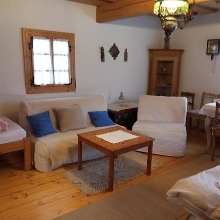 Drevenica Traditional Cottage Old Centre ซูเบเรซ ภายนอก รูปภาพ