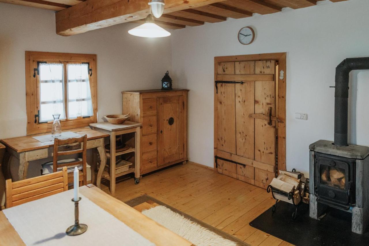 Drevenica Traditional Cottage Old Centre ซูเบเรซ ภายนอก รูปภาพ